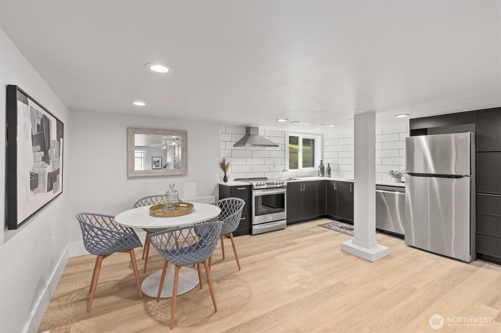 Seattle, Washington, 98107, United States, 5 Bedrooms Bedrooms, ,3 BathroomsBathrooms,Residential,Active,1942346