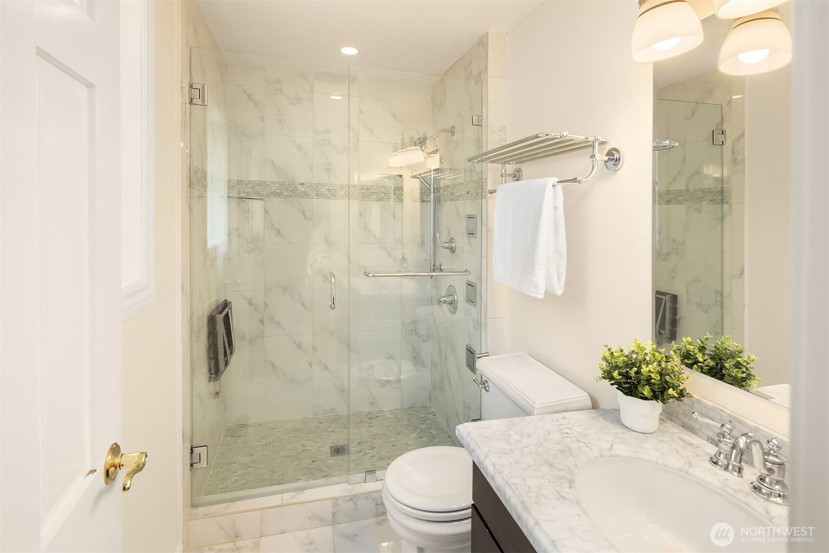 Bellevue, Washington, 98007, United States, ,3 BathroomsBathrooms,Residential,Active,1790832