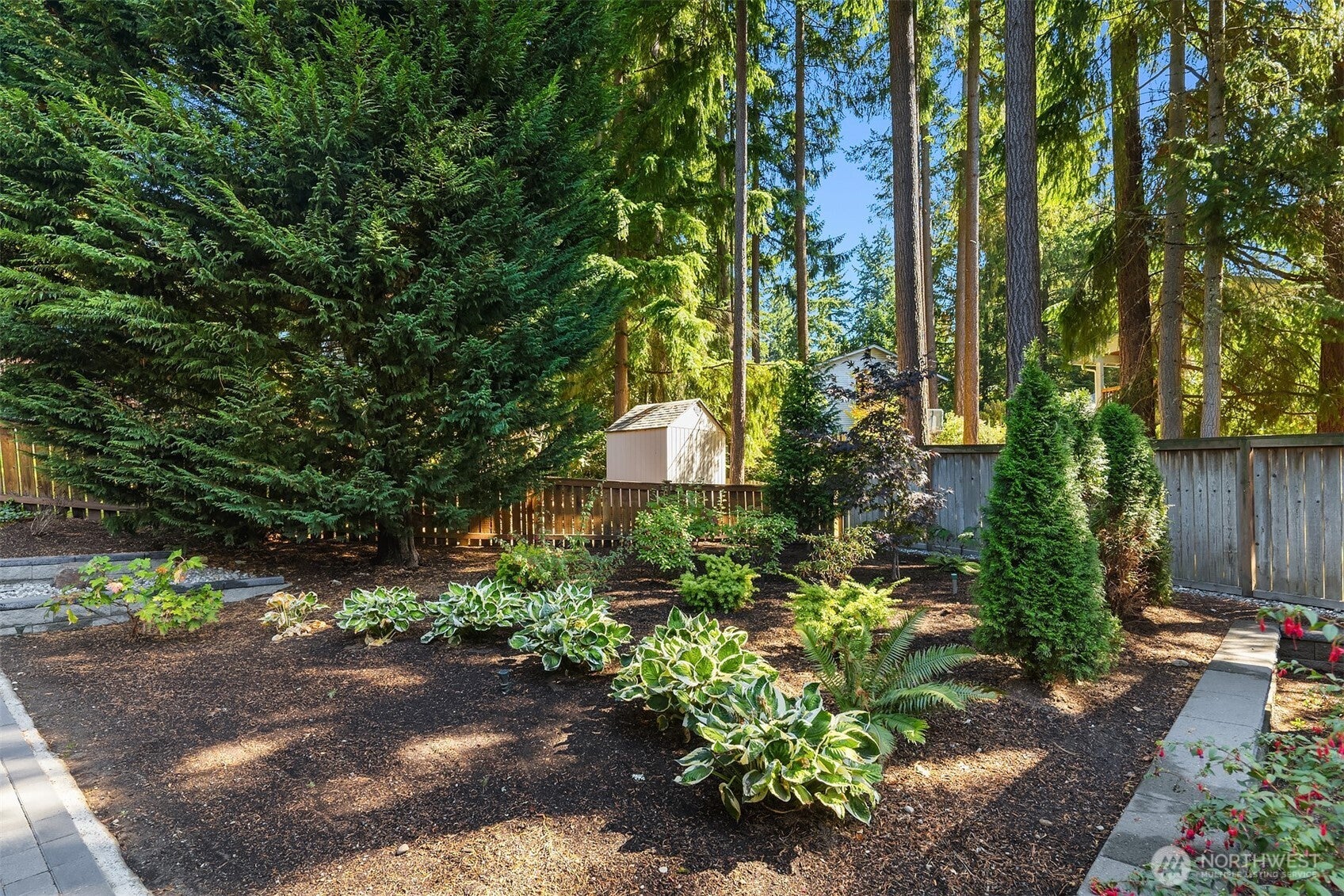 Redmond, Washington, 98052, United States, 3 Bedrooms Bedrooms, ,3 BathroomsBathrooms,Residential,Active,1953712