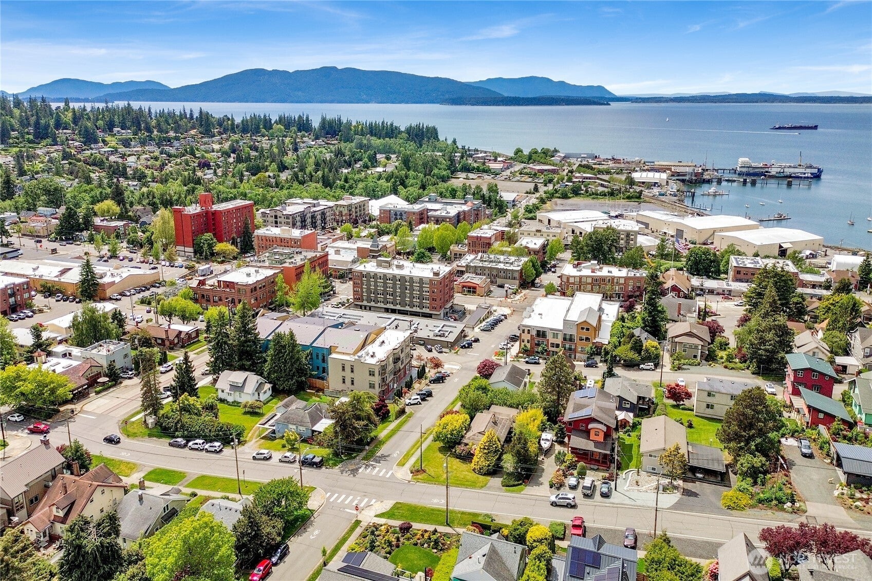 Bellingham, Washington, 98225, United States, 3 Bedrooms Bedrooms, ,2 BathroomsBathrooms,Residential,Active,1824012