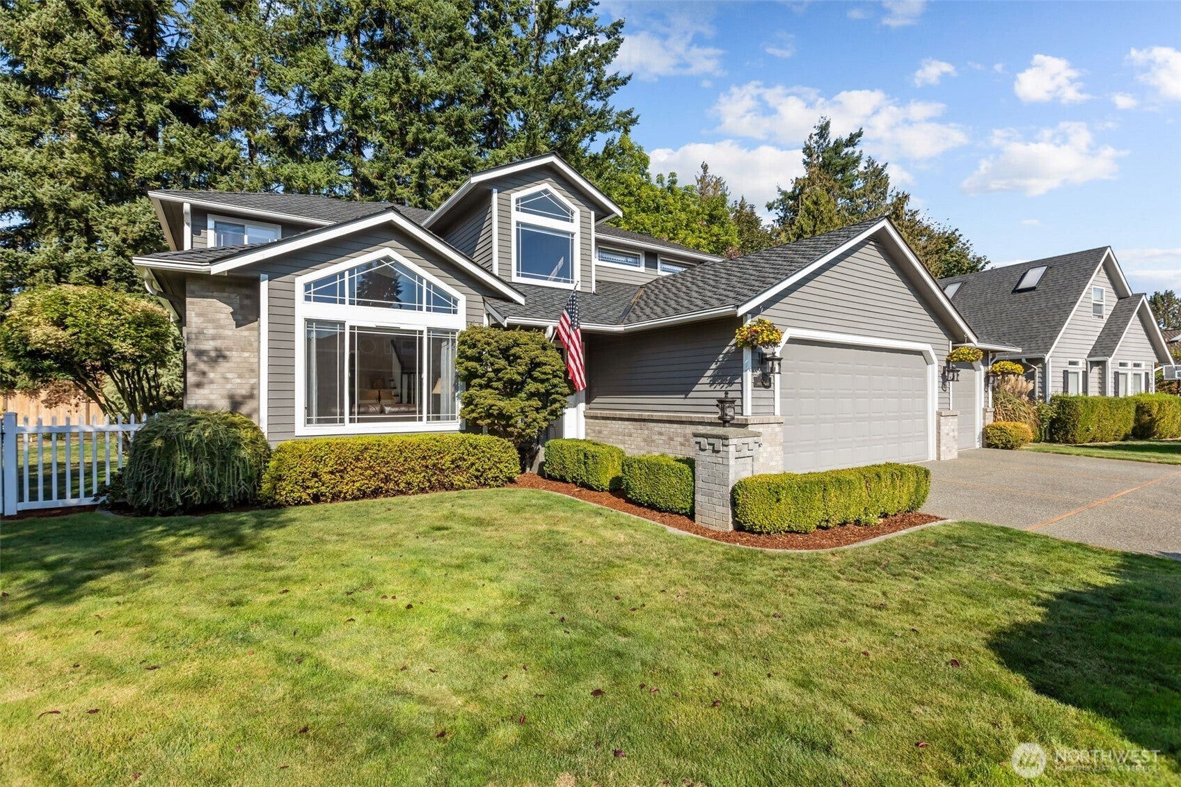 Snohomish, Washington, 98290, United States, 4 Bedrooms Bedrooms, ,3 BathroomsBathrooms,Residential,Active,1960119