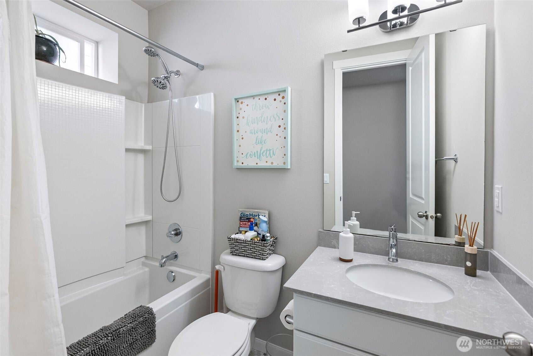 Gig Harbor, Washington, 98332, United States, ,4 BathroomsBathrooms,Residential,Active,1839771
