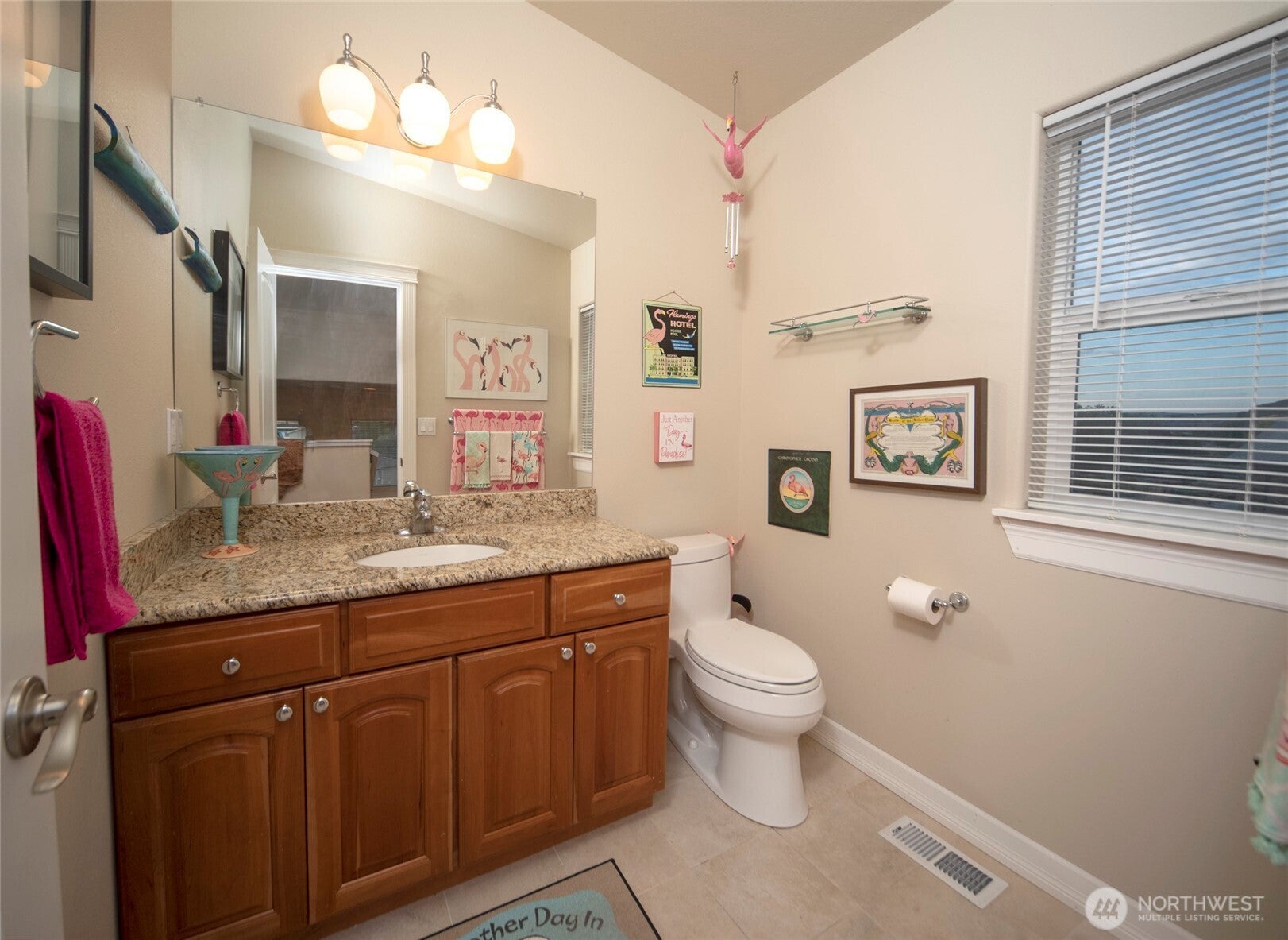 Quincy, Washington, 98848, United States, 4 Bedrooms Bedrooms, ,4 BathroomsBathrooms,Residential,Active,1824915