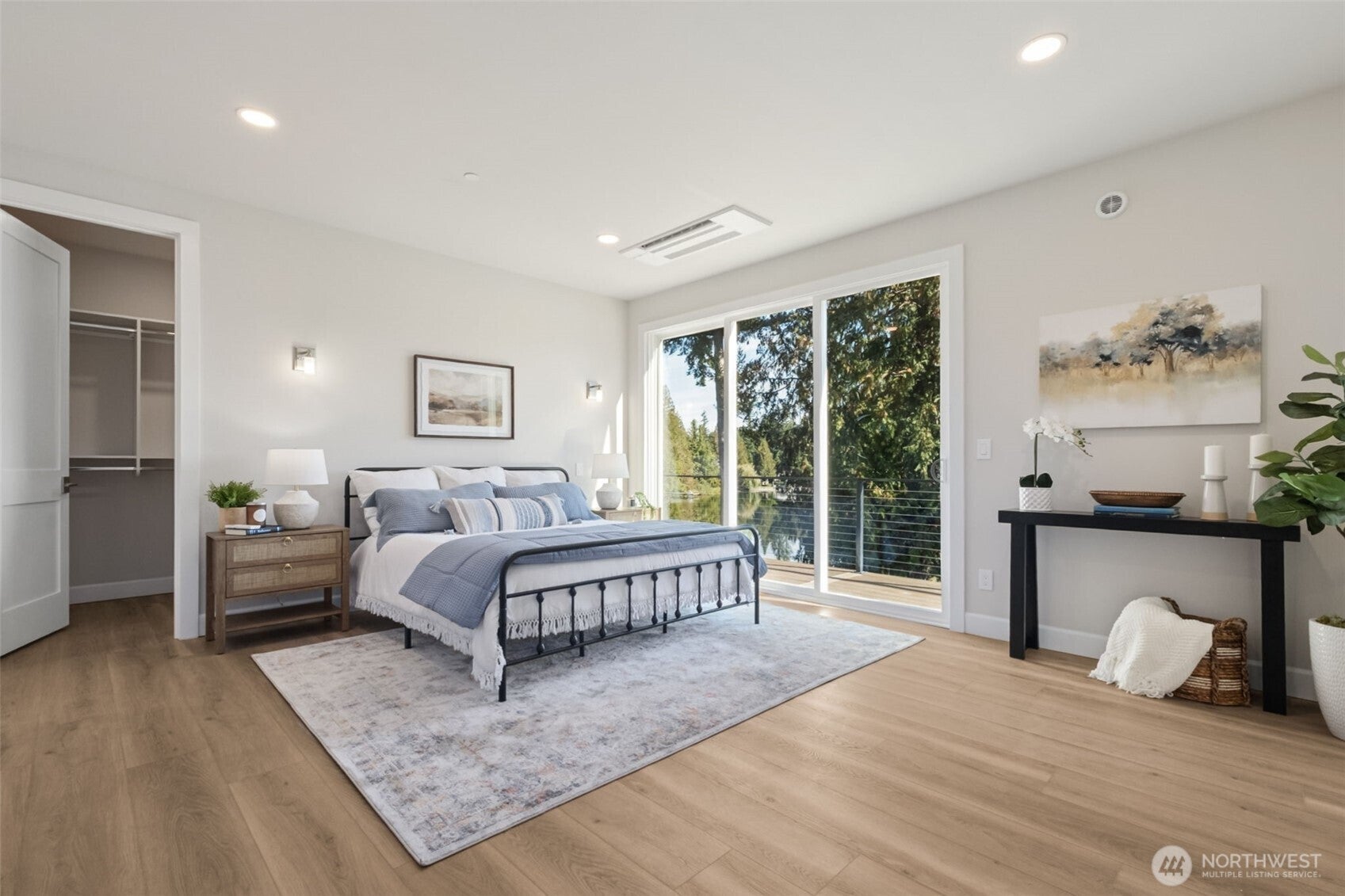 Maple Valley, Washington, 98038, United States, 4 Bedrooms Bedrooms, ,4 BathroomsBathrooms,Residential,Active,1965803