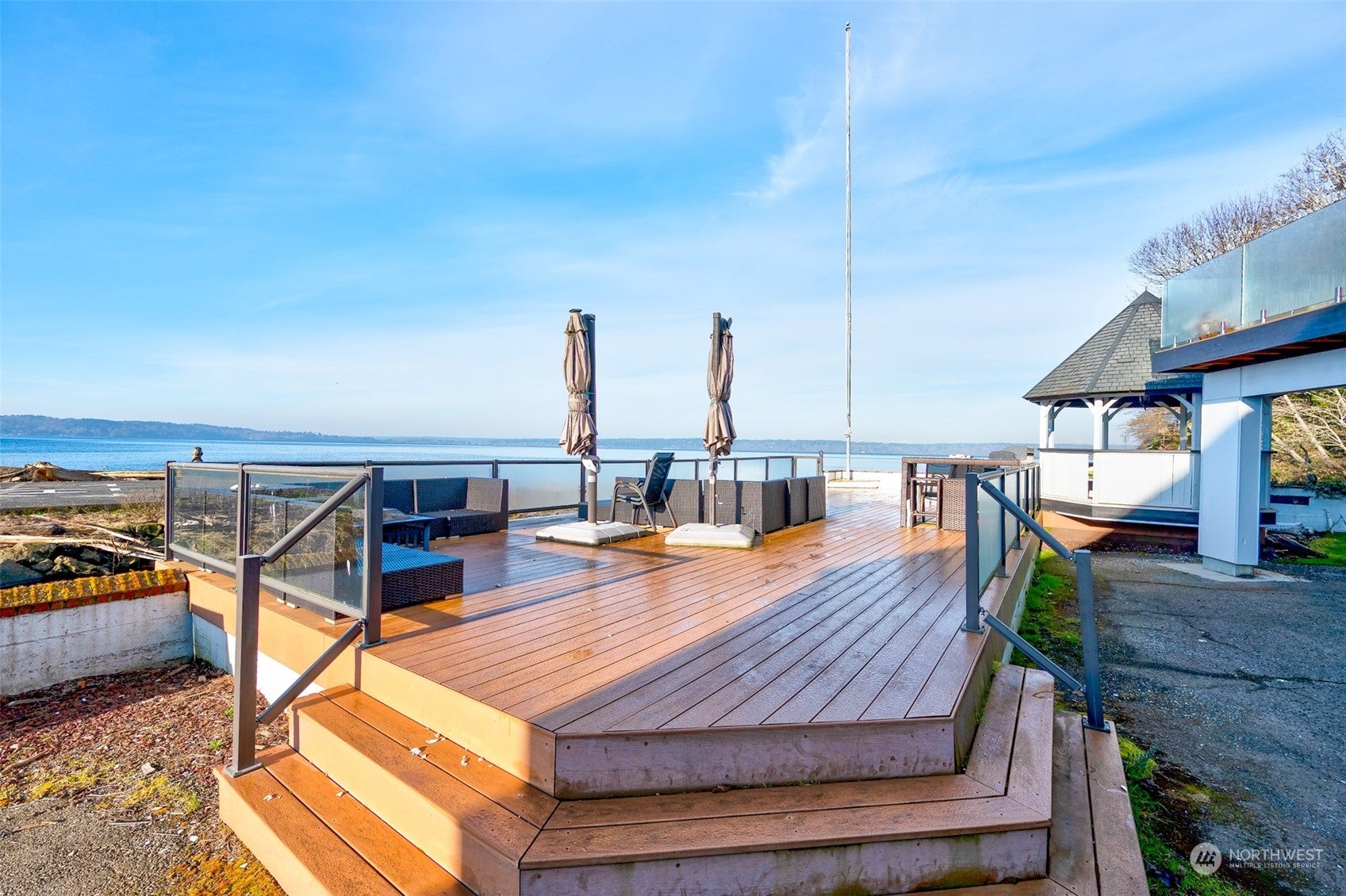 Burien, Washington, 98166, United States, ,5 BathroomsBathrooms,Residential,Pending,1702630