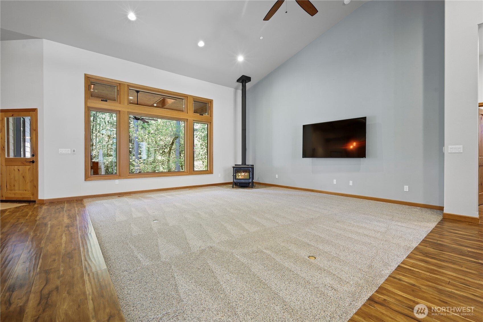 Olympia, Washington, 98513, United States, 3 Bedrooms Bedrooms, ,3 BathroomsBathrooms,Residential,Active,1919389