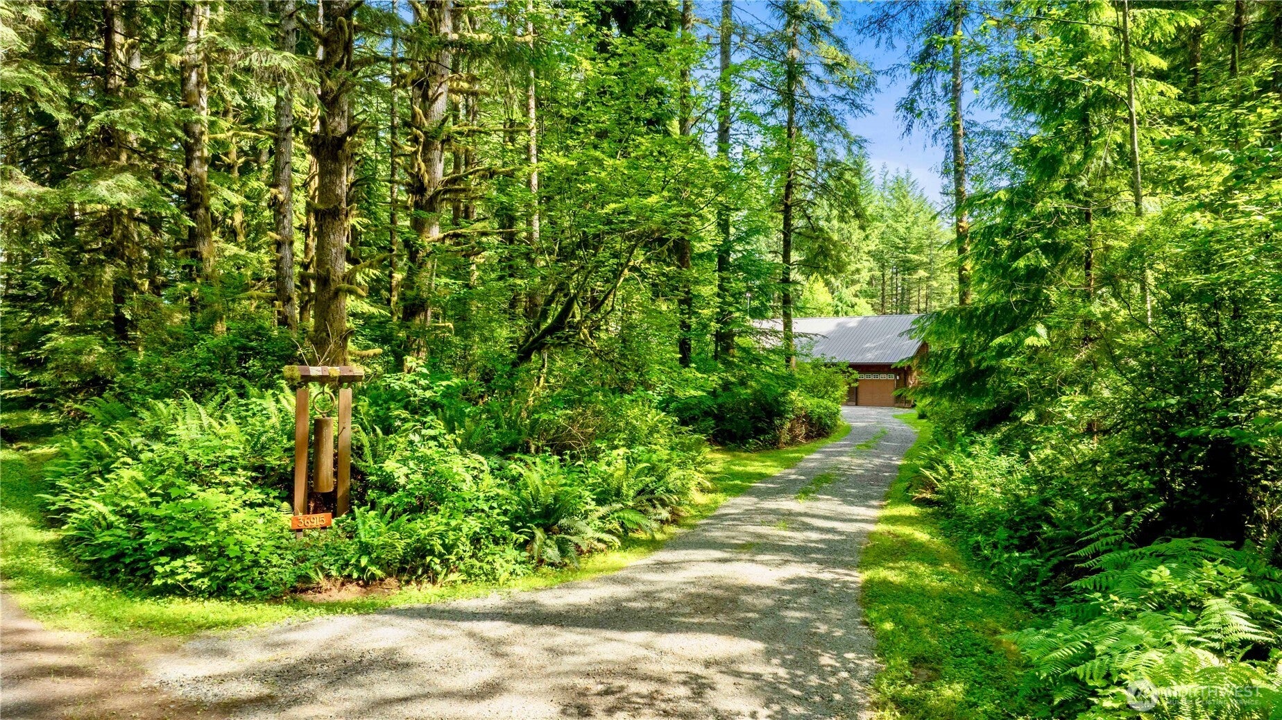 Carnation, Washington, 98014, United States, 3 Bedrooms Bedrooms, ,4 BathroomsBathrooms,Residential,Active,1945355