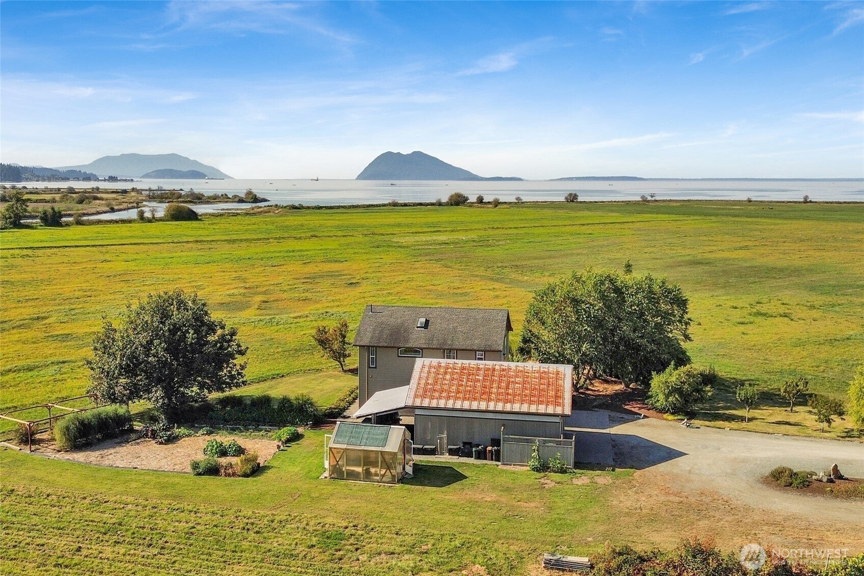 Bow, Washington, 98232, United States, 2 Bedrooms Bedrooms, ,1 BathroomBathrooms,Residential,Active,1951790