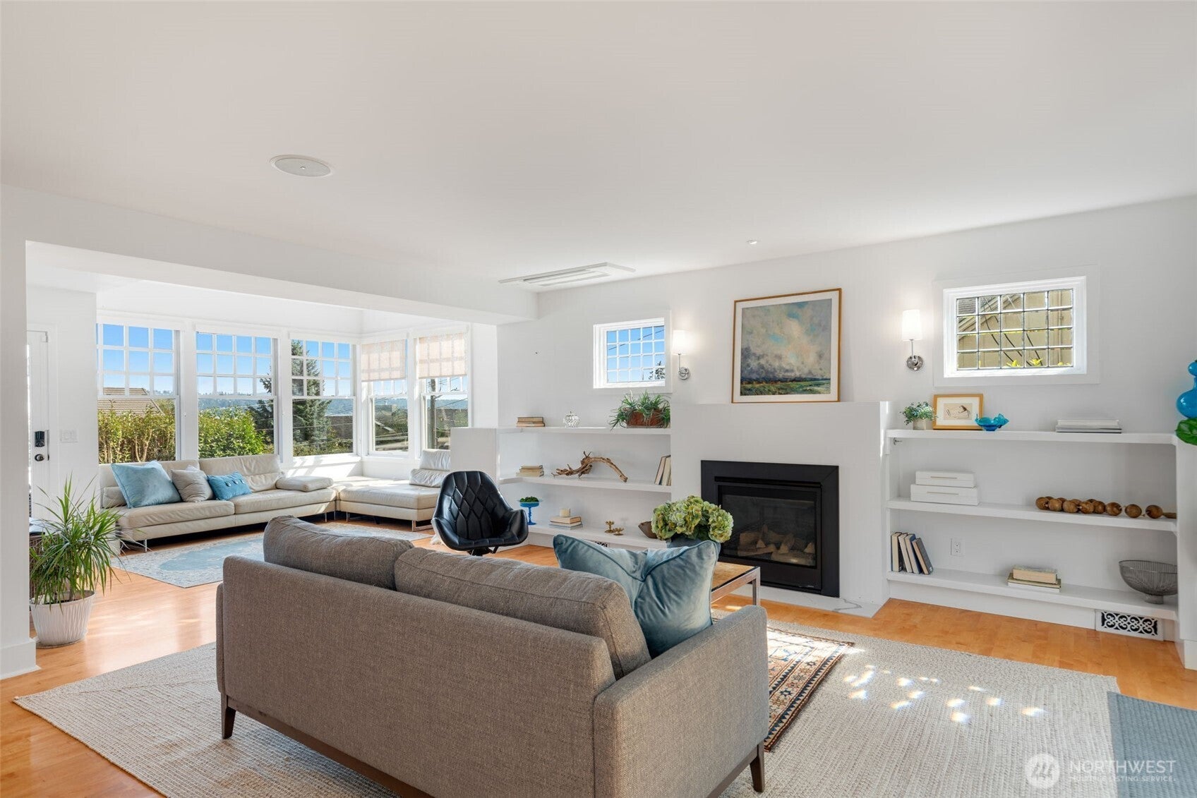 Seattle, Washington, 98144, United States, 5 Bedrooms Bedrooms, ,4 BathroomsBathrooms,Residential,Active,1988732