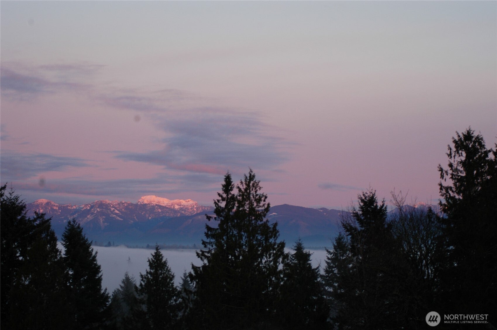 Sammamish, Washington, 98074, United States, 4 Bedrooms Bedrooms, ,4 BathroomsBathrooms,Residential,Active,1909838