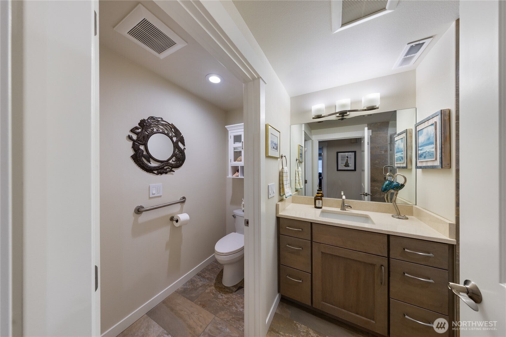 Anacortes, Washington, 98221, United States, 3 Bedrooms Bedrooms, ,2 BathroomsBathrooms,Residential,Active,2009181