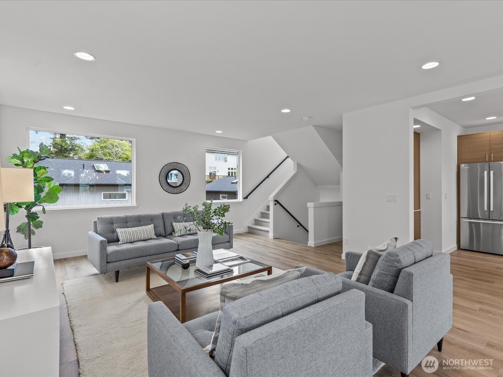 Seattle, Washington, 98117, United States, 4 Bedrooms Bedrooms, ,4 BathroomsBathrooms,Residential,Active,2010168