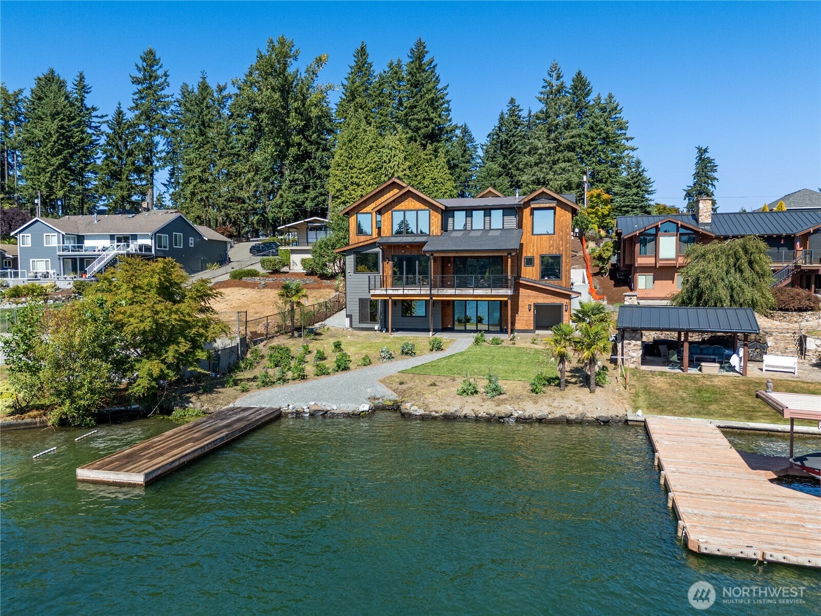 Lake Tapps, Washington, 98391, United States, 3 Bedrooms Bedrooms, ,6 BathroomsBathrooms,Residential,Active,1914925