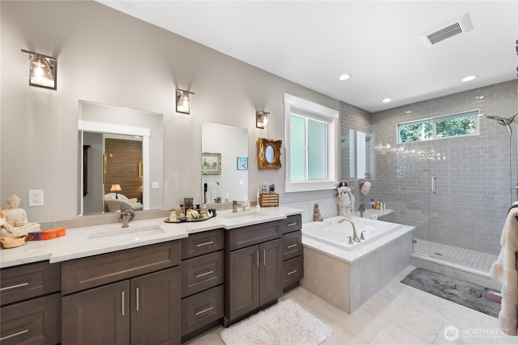 Anacortes, Washington, 98221, United States, 3 Bedrooms Bedrooms, ,2 BathroomsBathrooms,Residential,Active,1968395