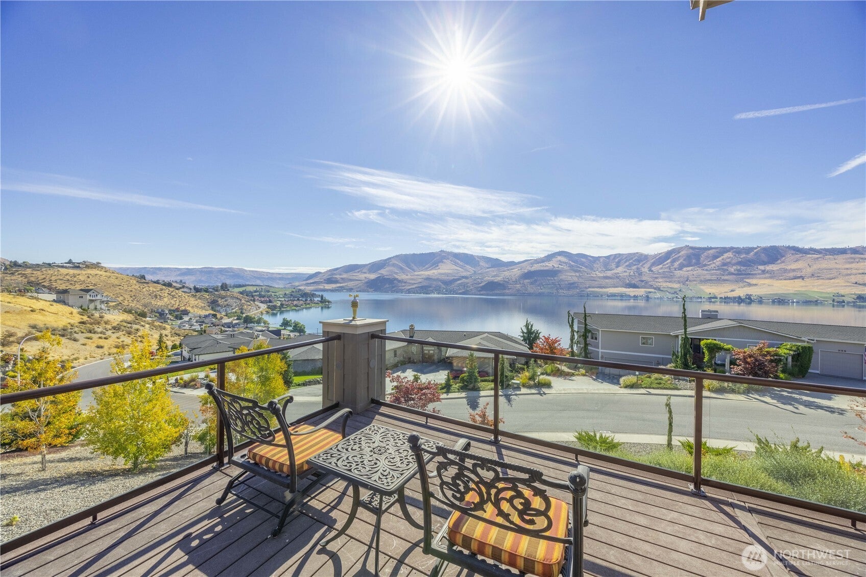 Chelan, Washington, 98816, United States, 4 Bedrooms Bedrooms, ,4 BathroomsBathrooms,Residential,Active,1869141