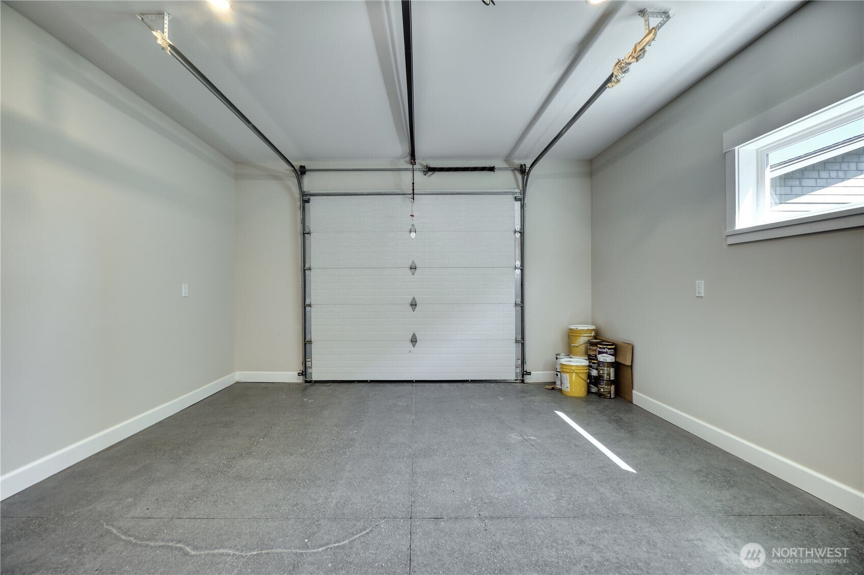 Point Roberts, Washington, 98281, United States, 2 Bedrooms Bedrooms, ,3 BathroomsBathrooms,Residential,Active,1905096