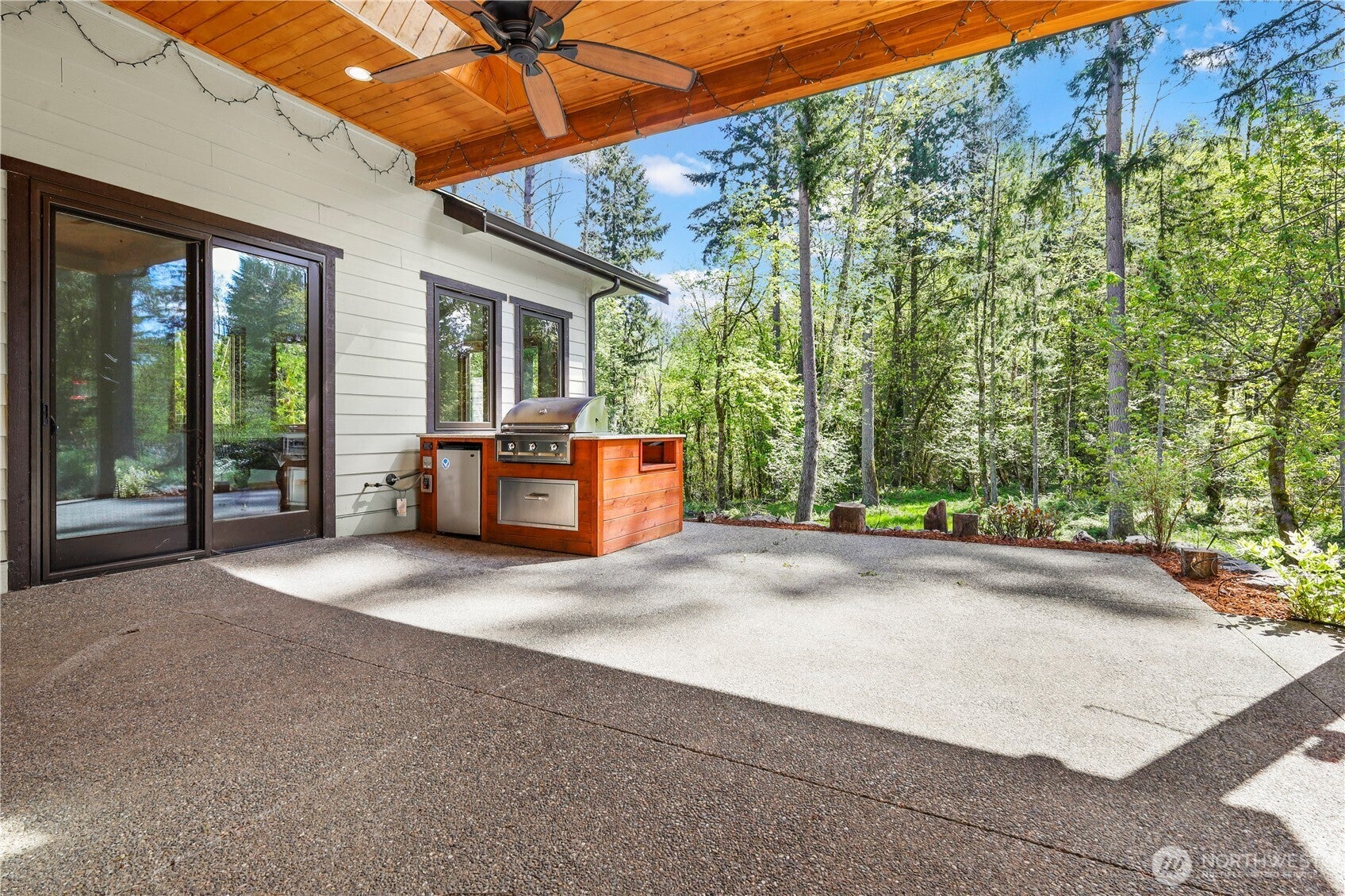 Olympia, Washington, 98513, United States, 3 Bedrooms Bedrooms, ,3 BathroomsBathrooms,Residential,Active,1919389