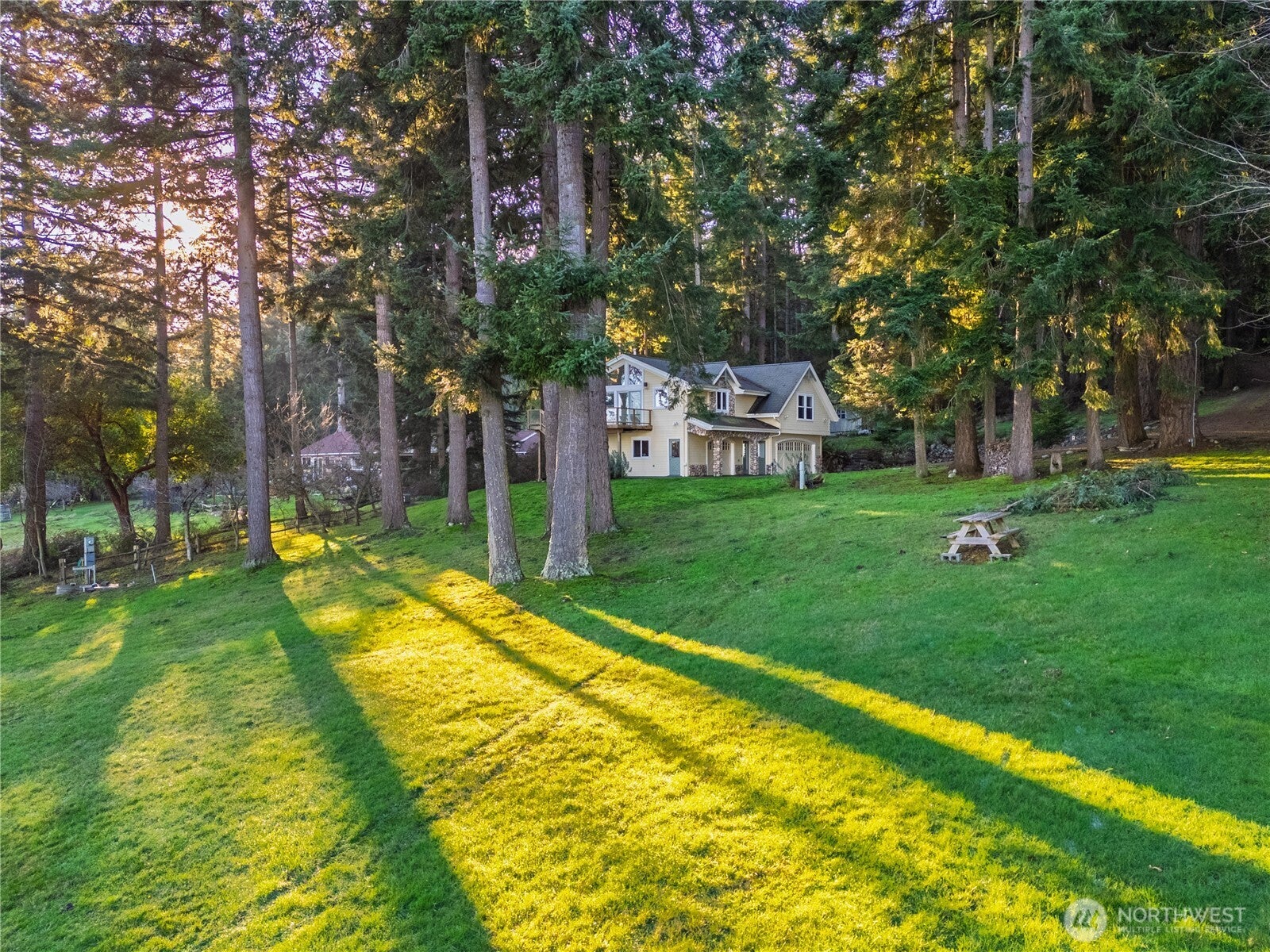 Oak Harbor, Washington, 98277, United States, 3 Bedrooms Bedrooms, ,2 BathroomsBathrooms,Residential,Active,2017073