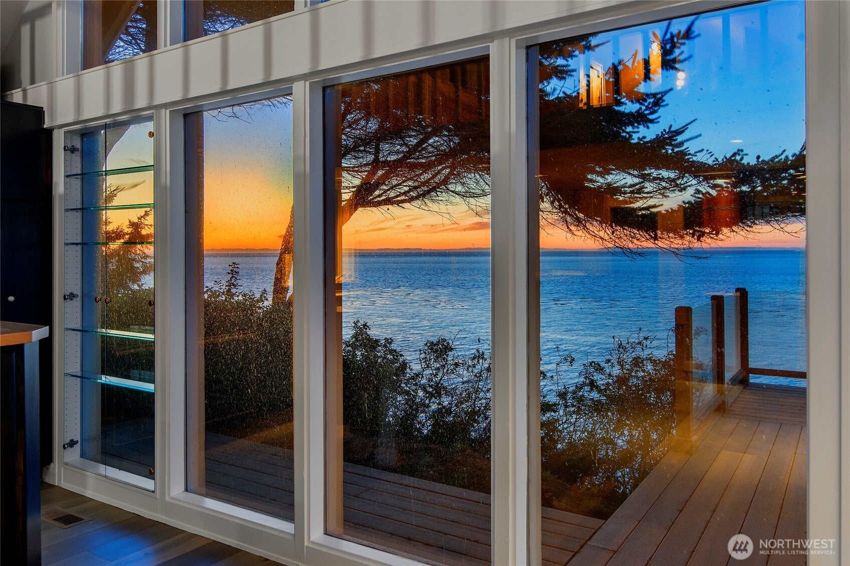 Port Townsend, Washington, 98368, United States, ,3 BathroomsBathrooms,Residential,Active,1706120