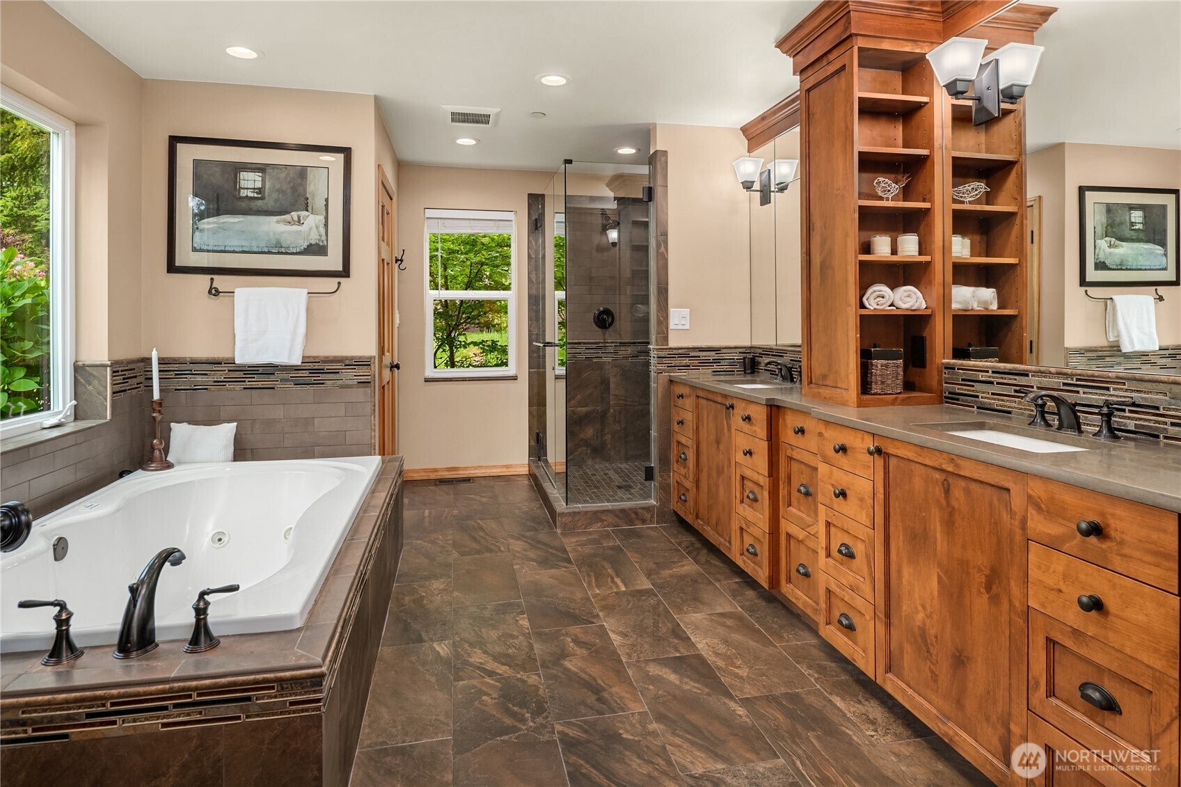 Carnation, Washington, 98014, United States, 4 Bedrooms Bedrooms, ,4 BathroomsBathrooms,Residential,Active,1810418