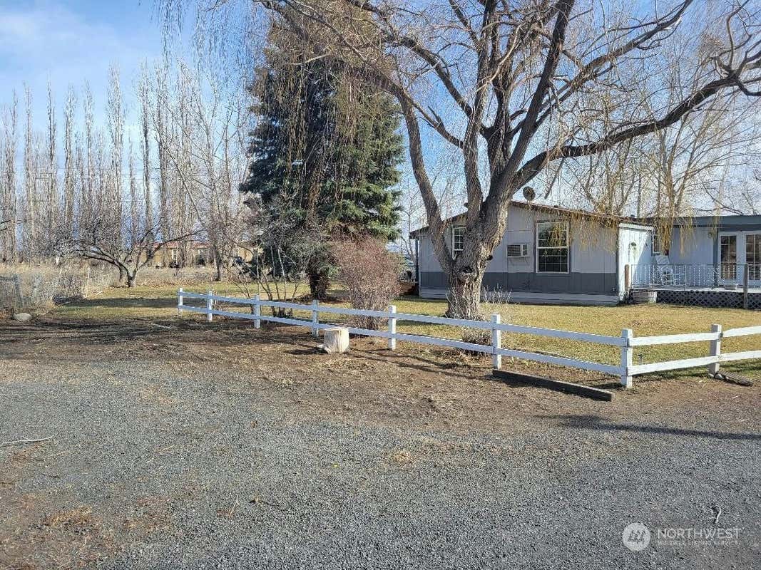 915 NE 18.8 ROAD, SOAP LAKE, WA 98851, photo 1 of 13