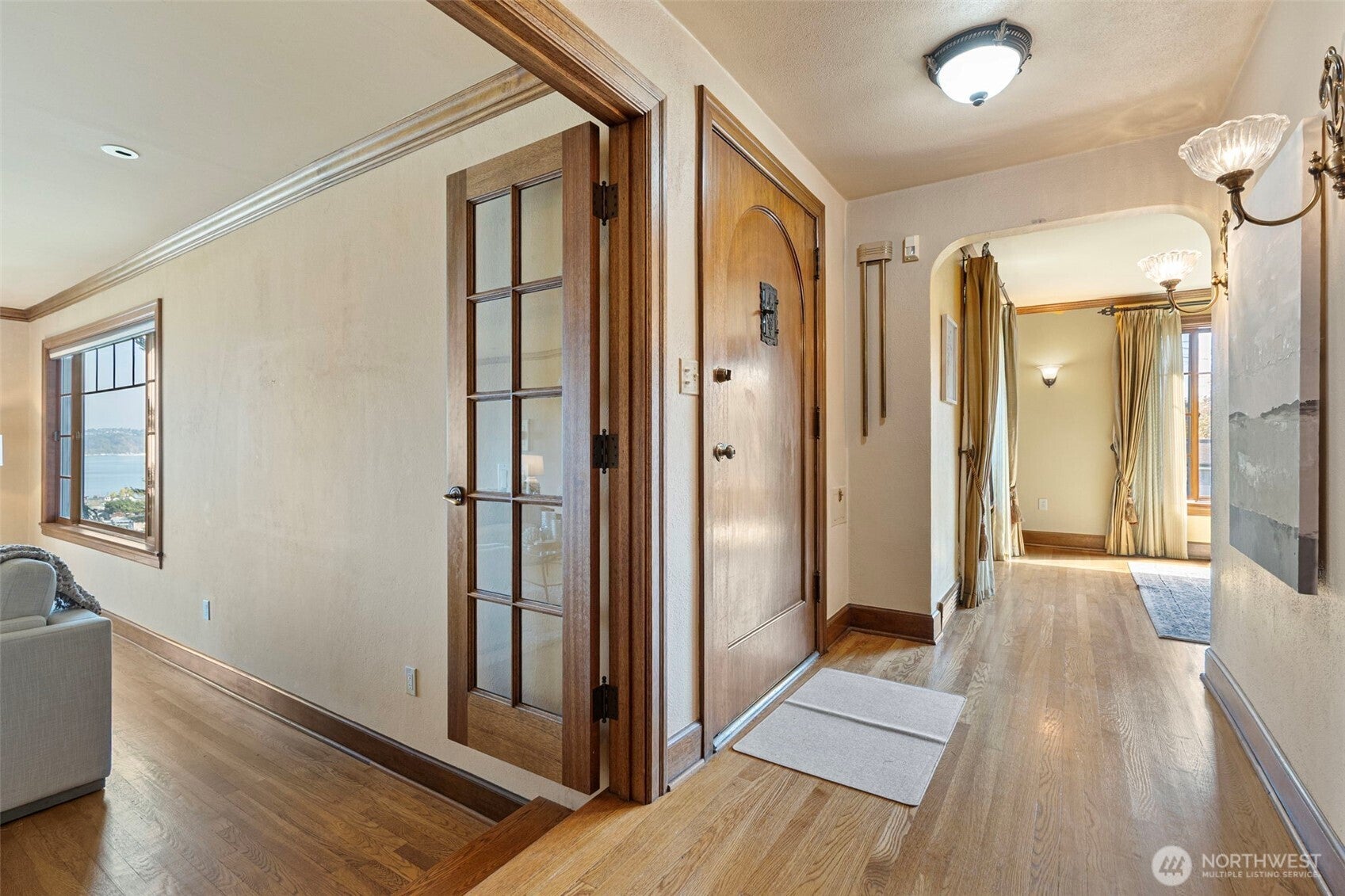 Tacoma, Washington, 98406, United States, 4 Bedrooms Bedrooms, ,4 BathroomsBathrooms,Residential,Active,1952076