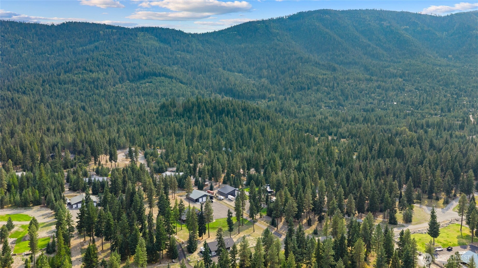Cle Elum, Washington, 98922, United States, 4 Bedrooms Bedrooms, ,3 BathroomsBathrooms,Residential,Active,1944053