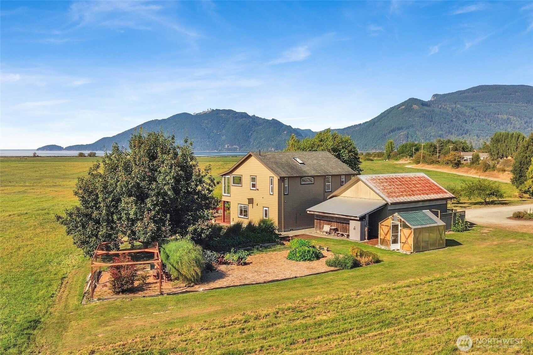 Bow, Washington, 98232, United States, 2 Bedrooms Bedrooms, ,1 BathroomBathrooms,Residential,Active,1951790