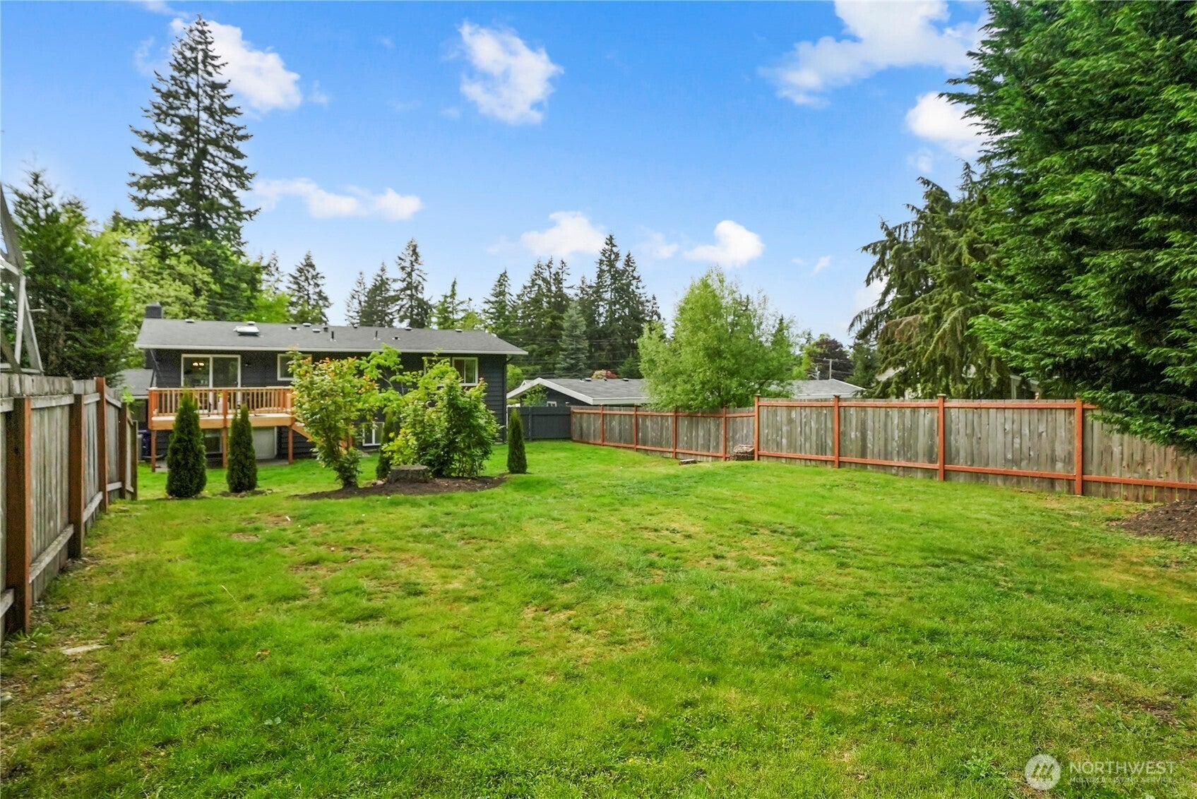 Bellevue, Washington, 98006, United States, ,3 BathroomsBathrooms,Residential,Active,1799359