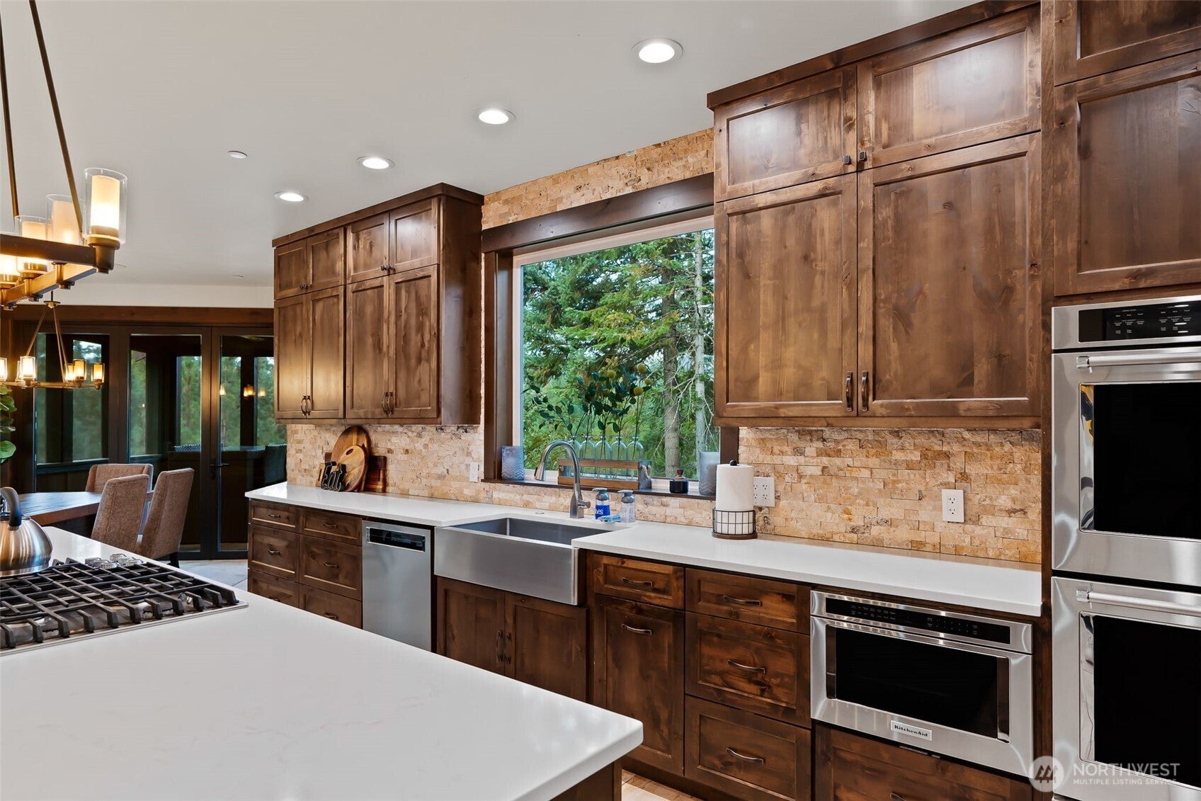 Cle Elum, Washington, 98922, United States, 4 Bedrooms Bedrooms, ,5 BathroomsBathrooms,Residential,Active,1965788