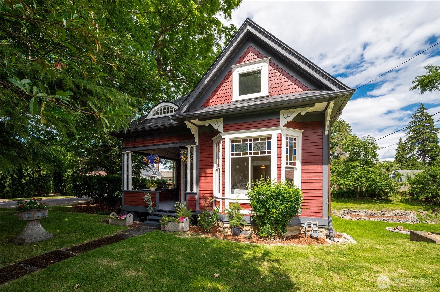 Bellingham, Washington, 98225, United States, 6 Bedrooms Bedrooms, ,3 BathroomsBathrooms,Residential,Active,1945315