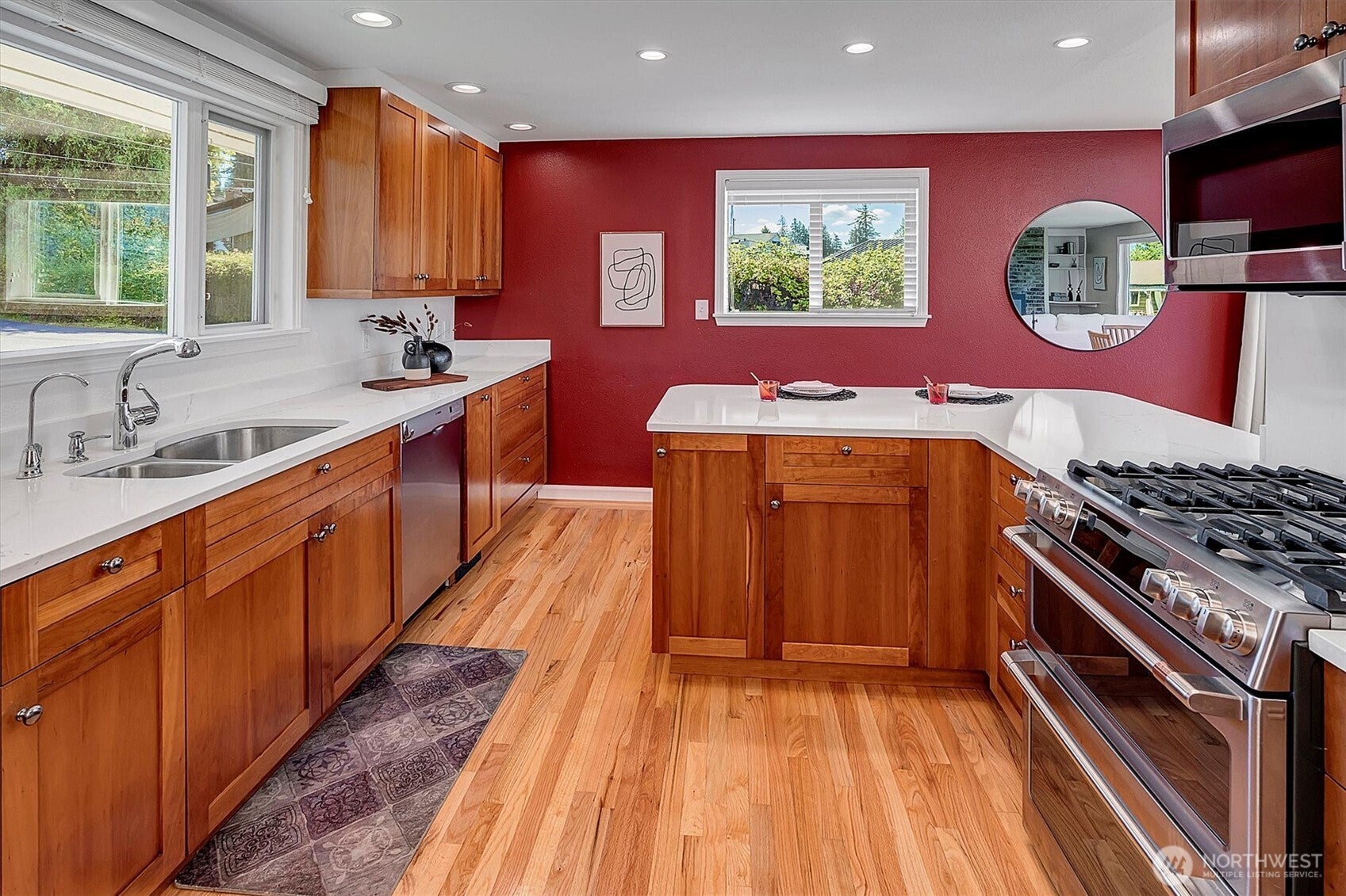 Shoreline, Washington, 98177, United States, 5 Bedrooms Bedrooms, ,3 BathroomsBathrooms,Residential,Active,1922341