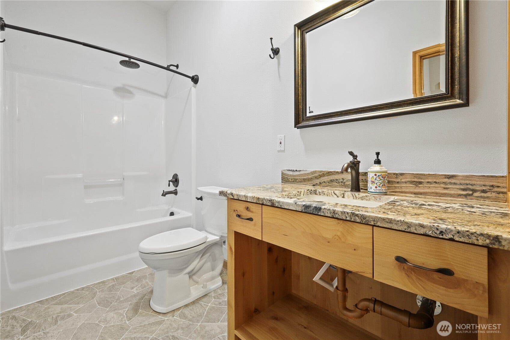 Olympia, Washington, 98513, United States, 3 Bedrooms Bedrooms, ,3 BathroomsBathrooms,Residential,Active,1919389