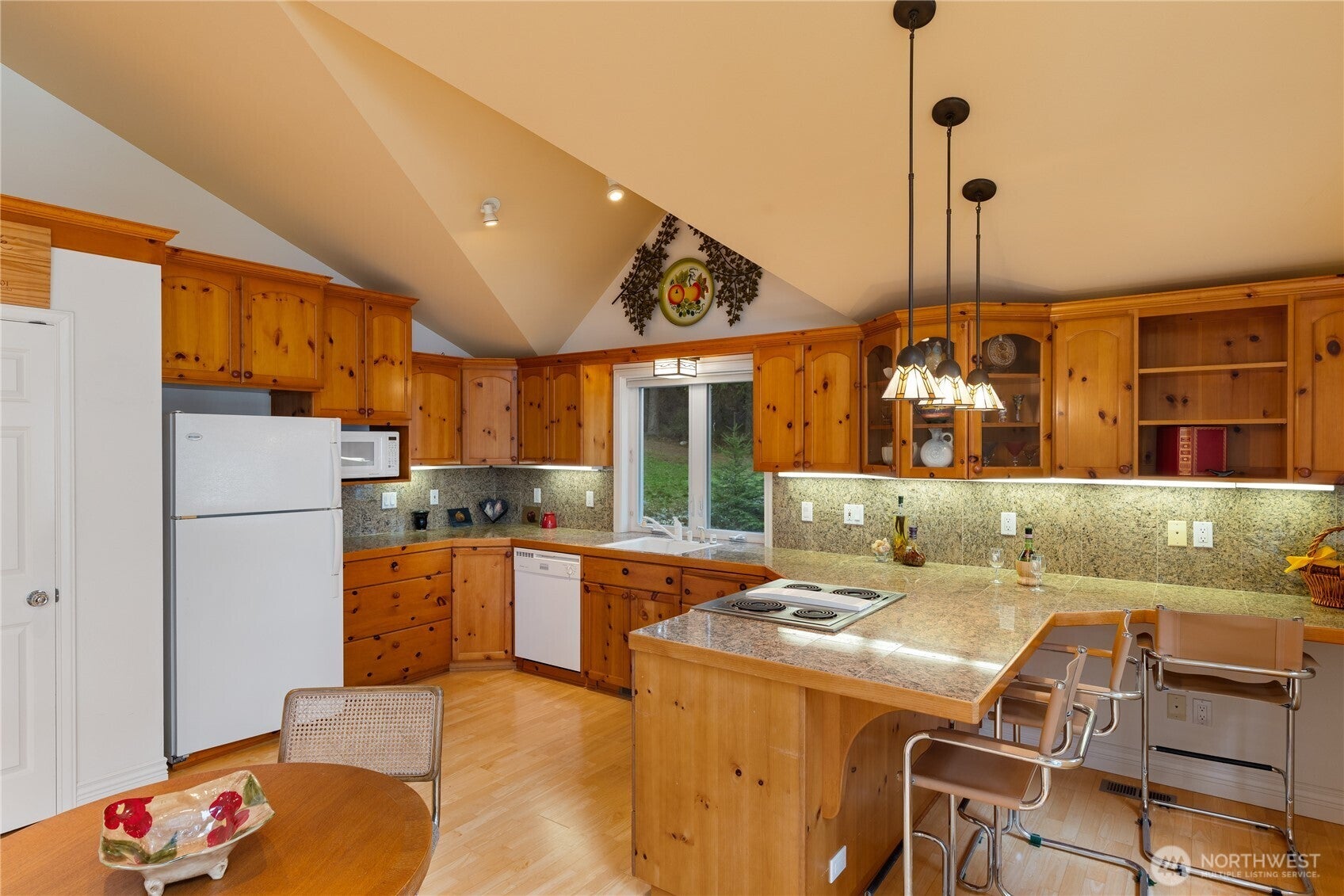 Oak Harbor, Washington, 98277, United States, 3 Bedrooms Bedrooms, ,2 BathroomsBathrooms,Residential,Active,2017073