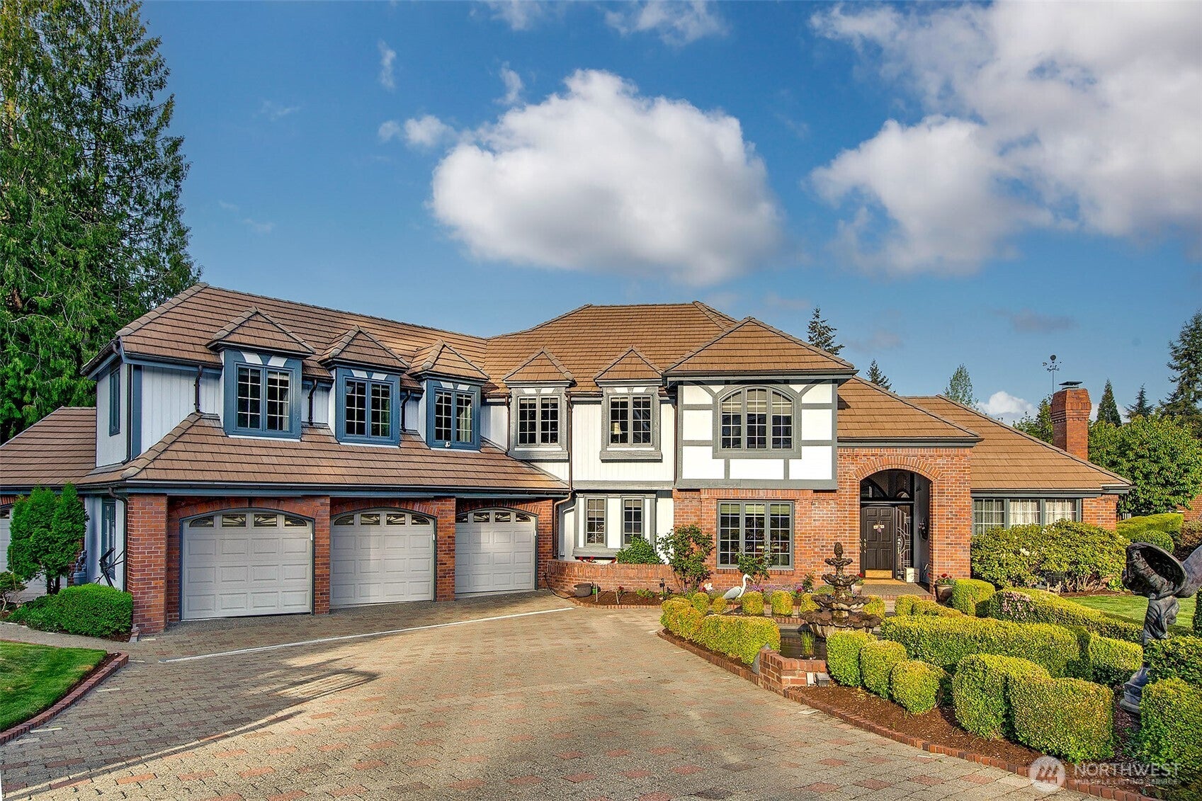 Bothell, Washington, 98021, United States, 3 Bedrooms Bedrooms, ,4 BathroomsBathrooms,Residential,Active,1936455