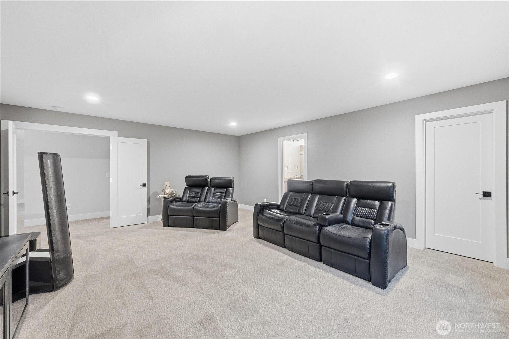 Mount Vernon, Washington, 98274, United States, 3 Bedrooms Bedrooms, ,4 BathroomsBathrooms,Residential,Active,1985575