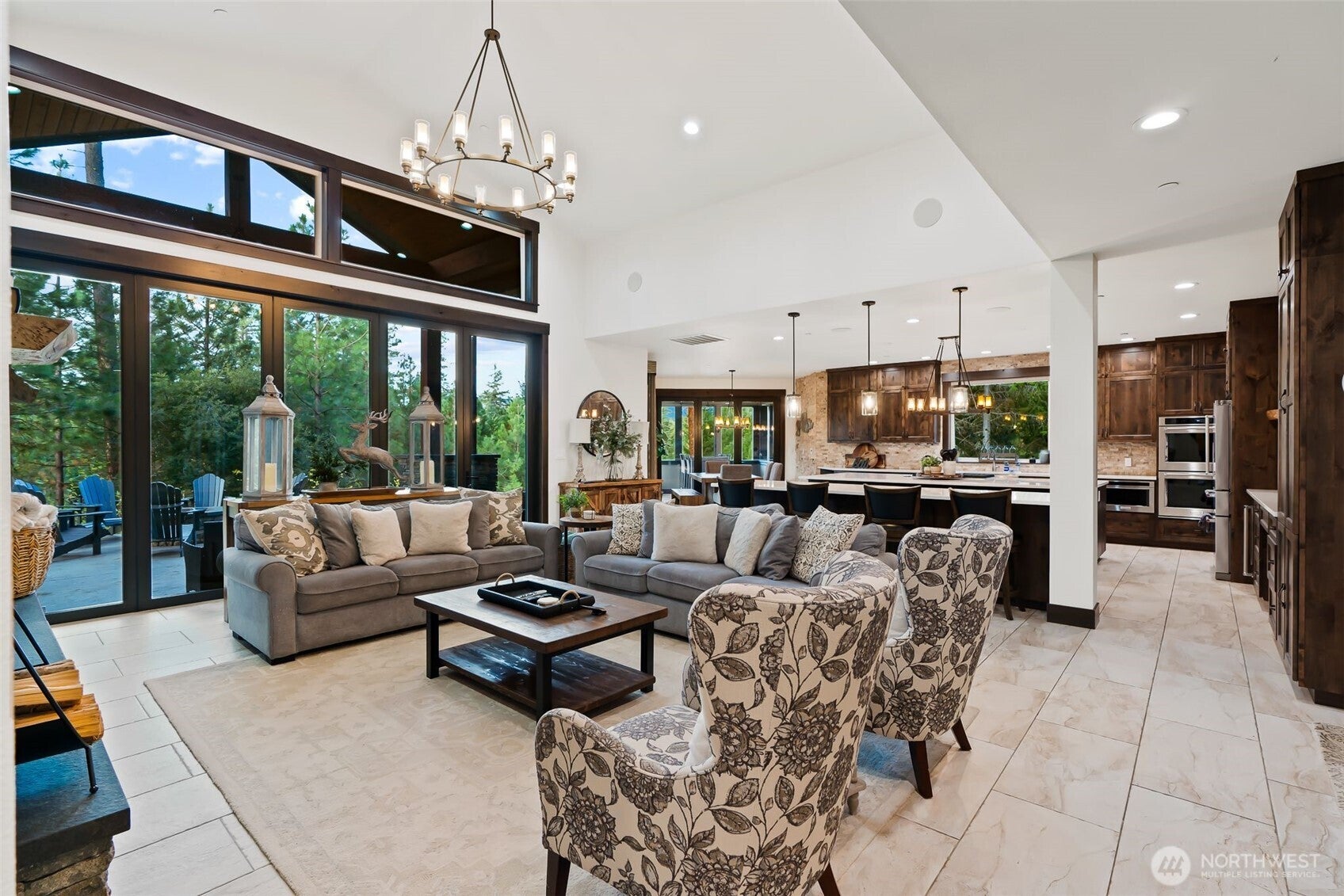 Cle Elum, Washington, 98922, United States, 4 Bedrooms Bedrooms, ,5 BathroomsBathrooms,Residential,Active,2012928