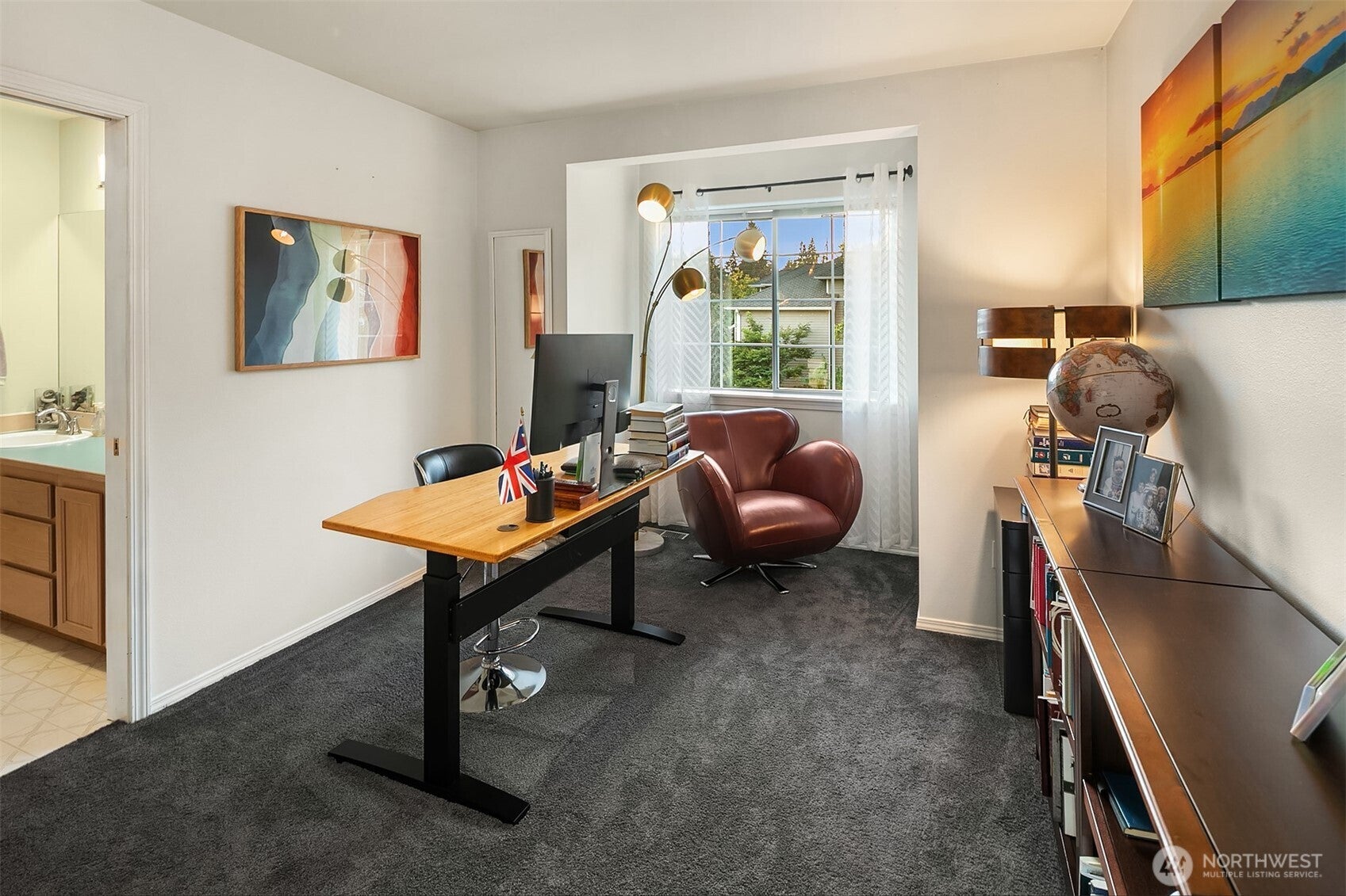 Woodinville, Washington, 98072, United States, 3 Bedrooms Bedrooms, ,3 BathroomsBathrooms,Residential,Active,1945838