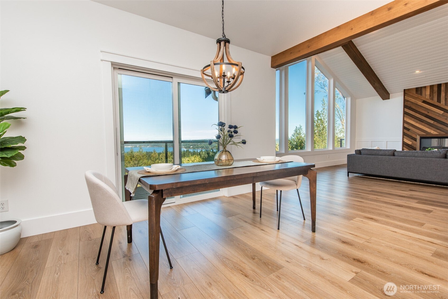 Sequim, Washington, 98382, United States, 3 Bedrooms Bedrooms, ,3 BathroomsBathrooms,Residential,Active,1960147