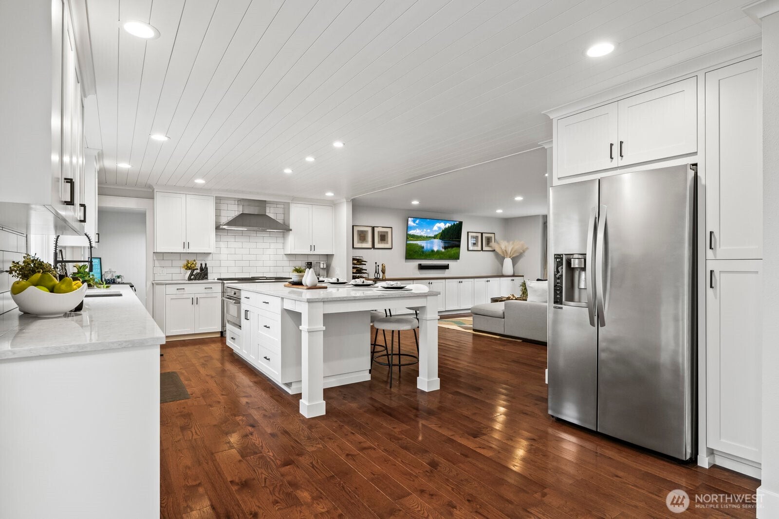 Woodinville, Washington, 98077, United States, 4 Bedrooms Bedrooms, ,4 BathroomsBathrooms,Residential,Active,2001351