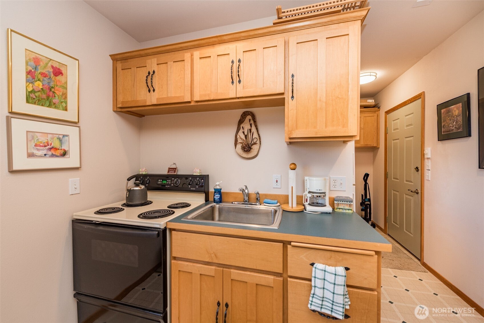 Port Angeles, Washington, 98362, United States, ,4 BathroomsBathrooms,Residential,Active,1726775