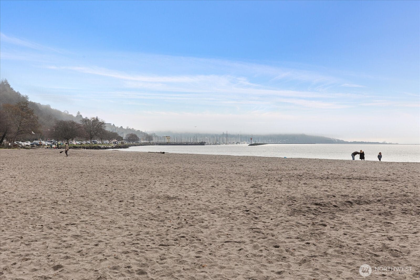 Seattle, Washington, 98107, United States, 4 Bedrooms Bedrooms, ,4 BathroomsBathrooms,Residential,Active,2008283