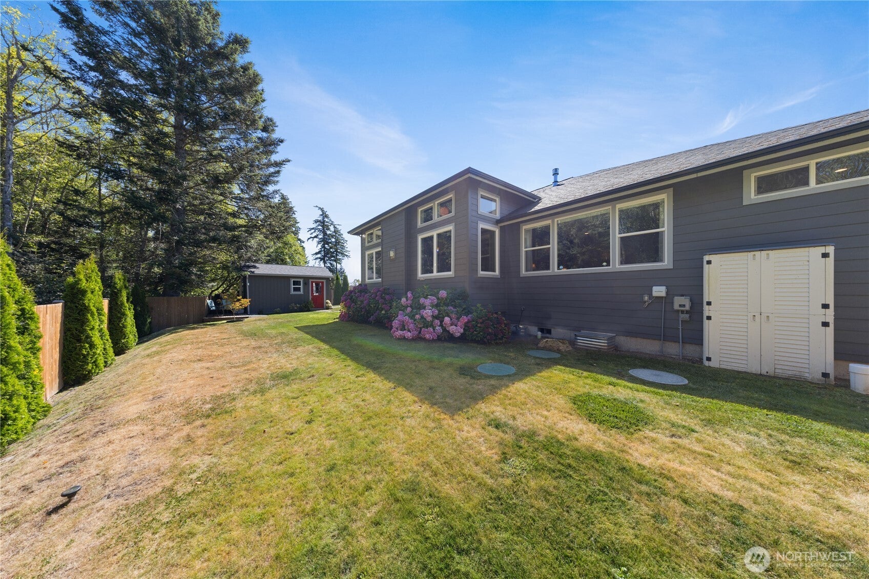 Anacortes, Washington, 98221, United States, 3 Bedrooms Bedrooms, ,2 BathroomsBathrooms,Residential,Active,1968395