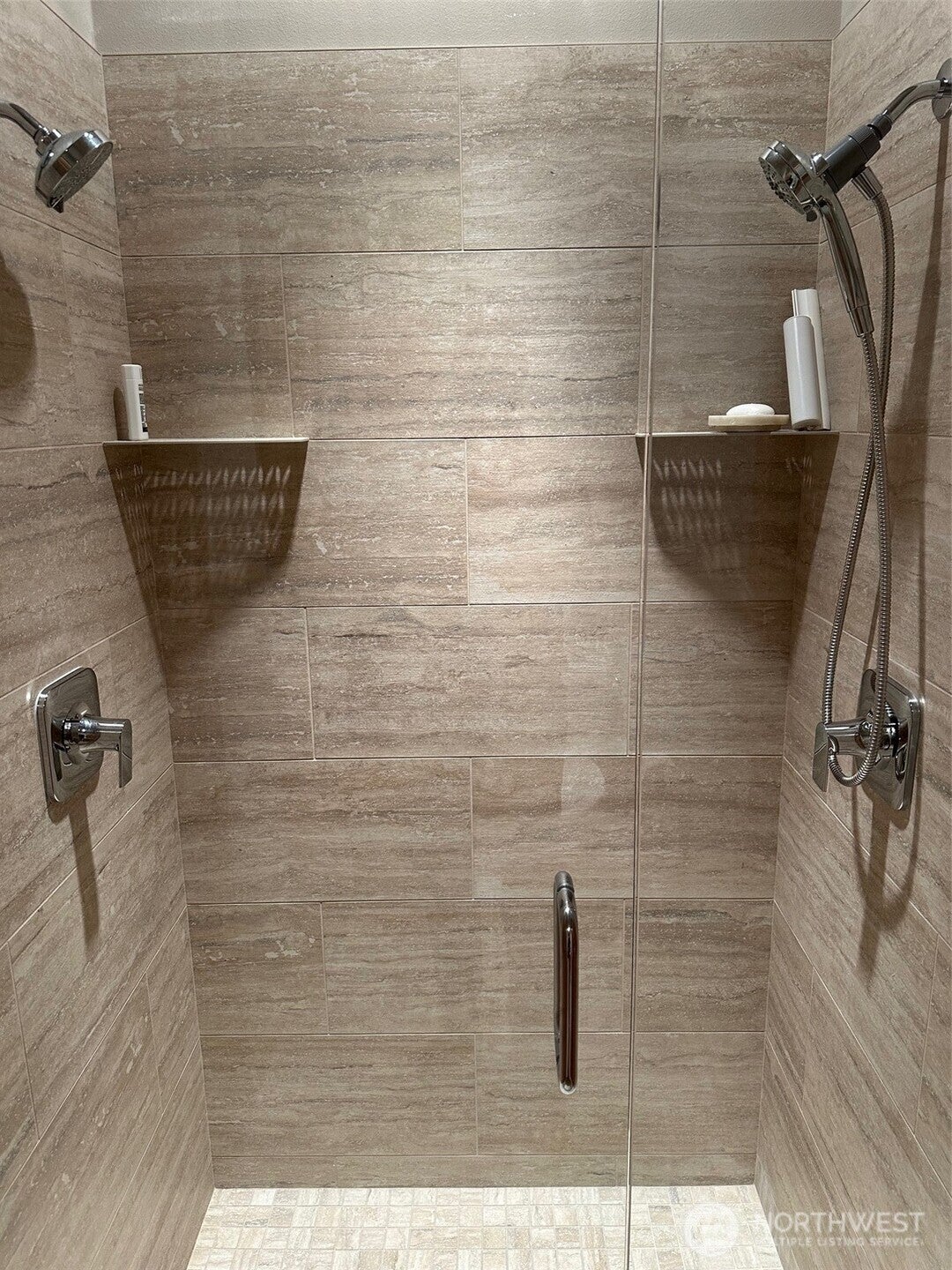 Port Angeles, Washington, 98362, United States, ,4 BathroomsBathrooms,Residential,Active,1726775