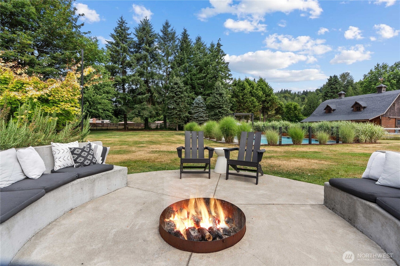 Issaquah, Washington, 98027, United States, 4 Bedrooms Bedrooms, ,3 BathroomsBathrooms,Residential,Active,1892601