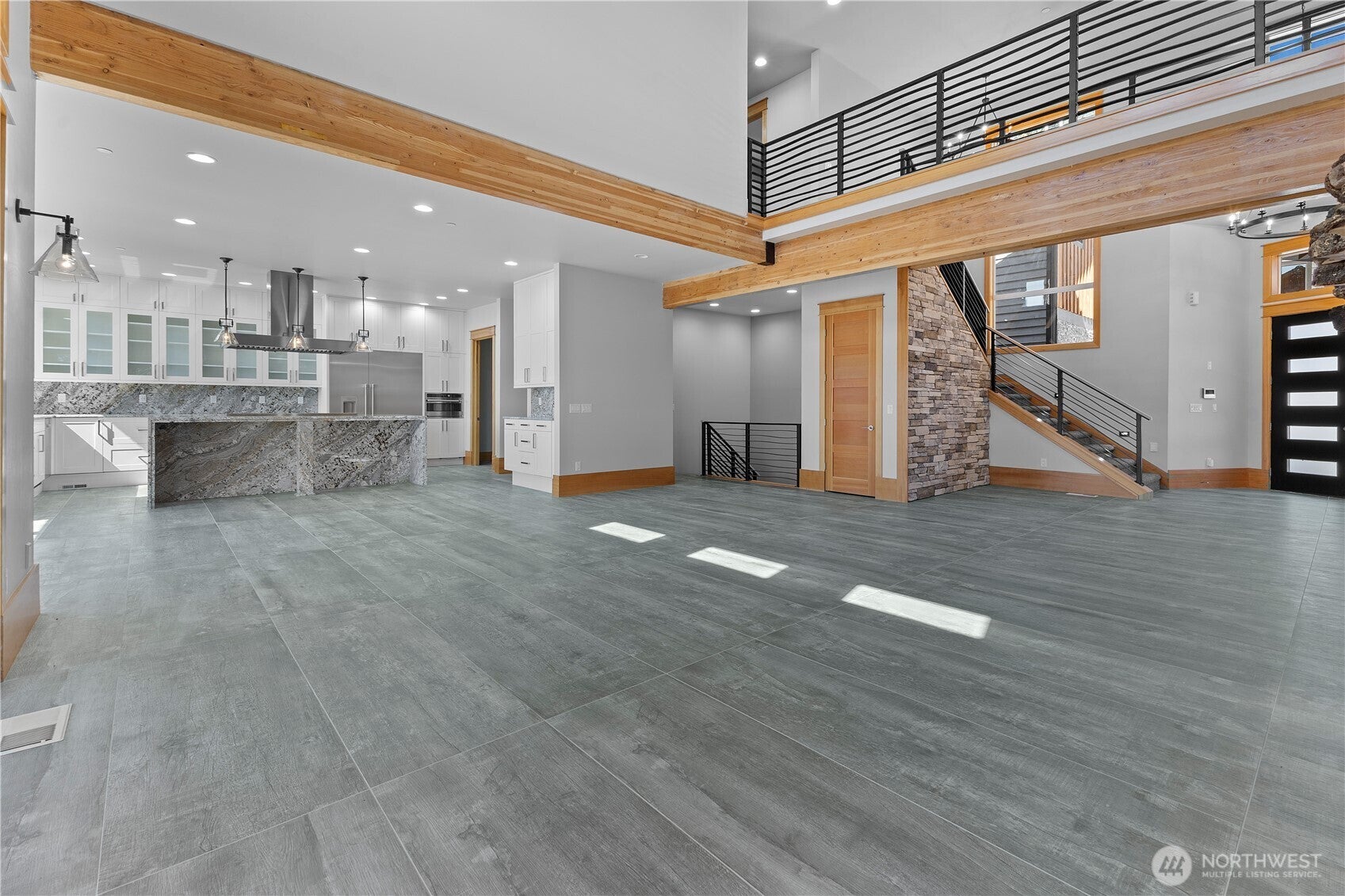 Lake Tapps, Washington, 98391, United States, 3 Bedrooms Bedrooms, ,6 BathroomsBathrooms,Residential,Active,1914925