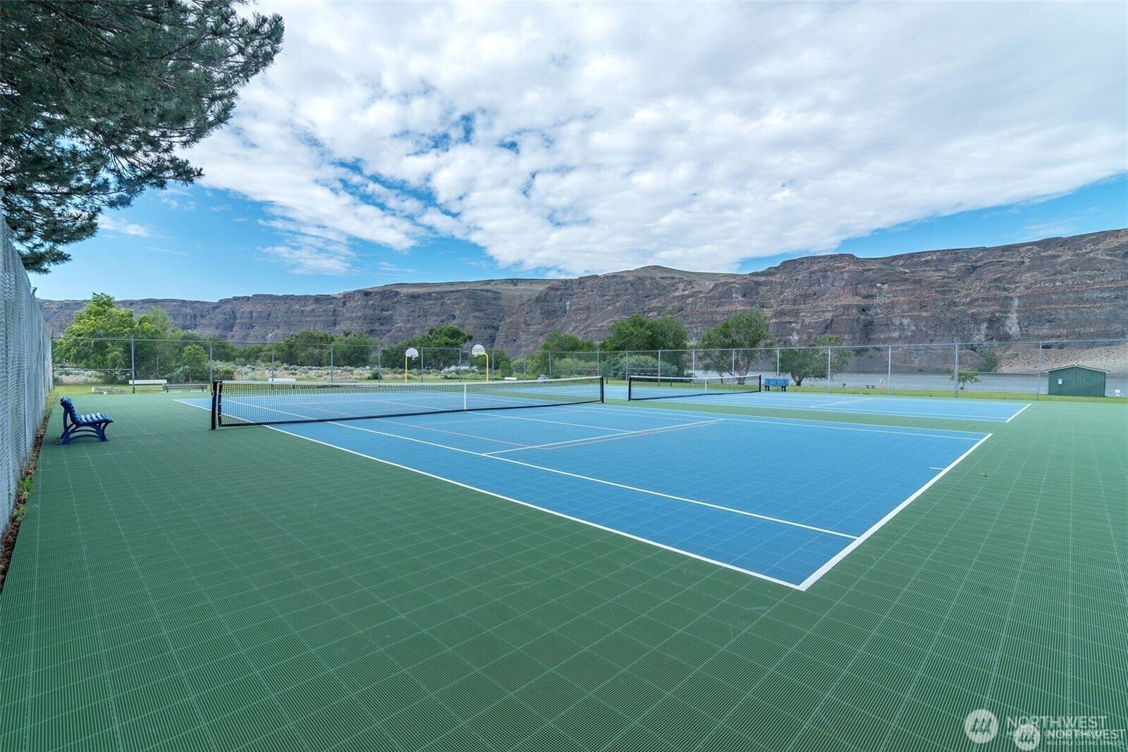 Quincy, Washington, 98848, United States, 4 Bedrooms Bedrooms, ,4 BathroomsBathrooms,Residential,Active,1824915