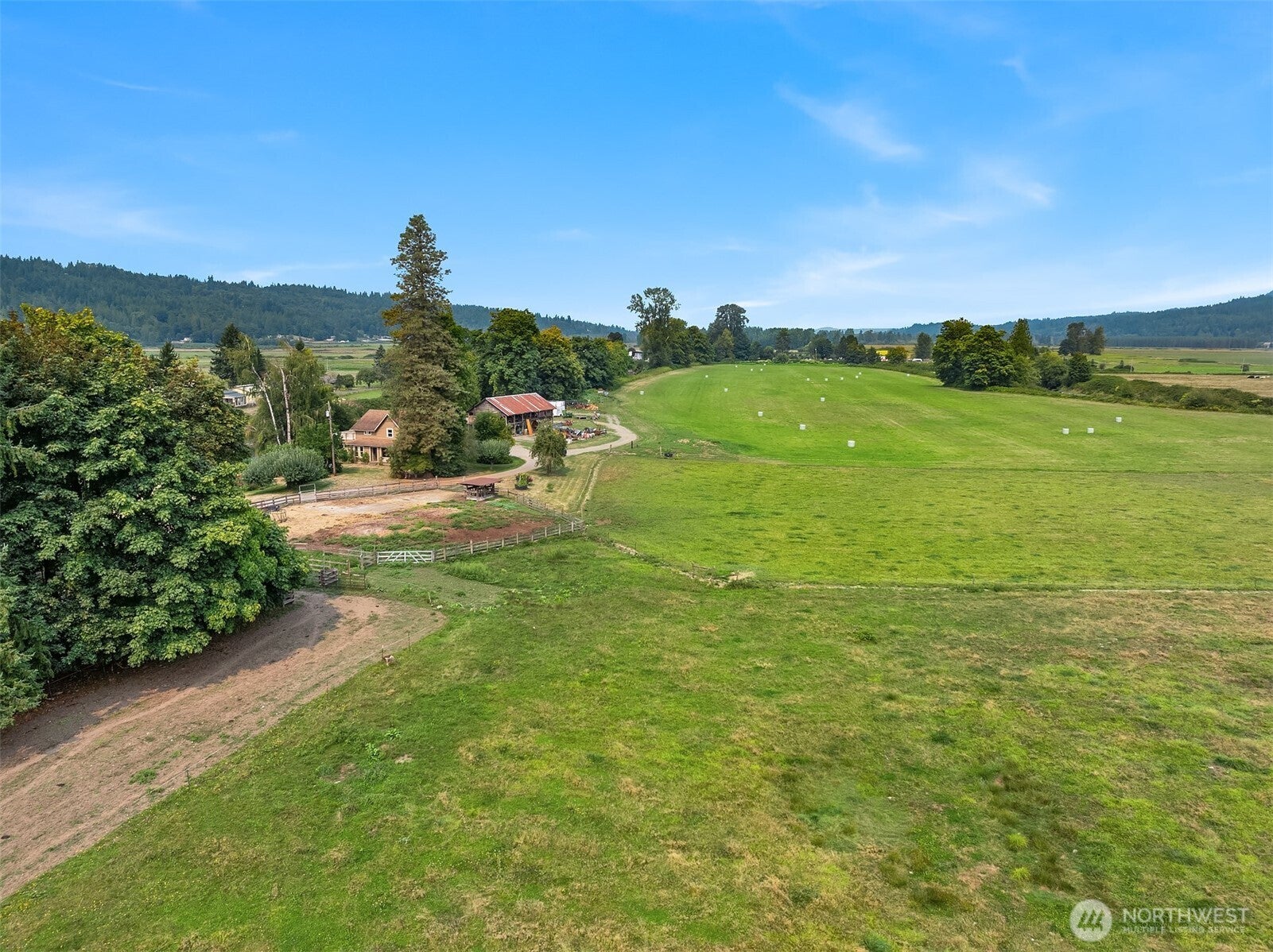 Duvall, Washington, 98019, United States, 4 Bedrooms Bedrooms, ,2 BathroomsBathrooms,Residential,Active,1936411