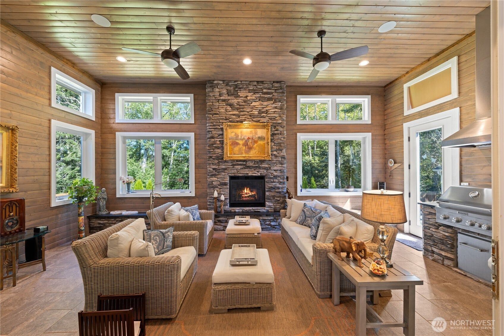 Anacortes, Washington, 98221, United States, 3 Bedrooms Bedrooms, ,2 BathroomsBathrooms,Residential,Active,1968395