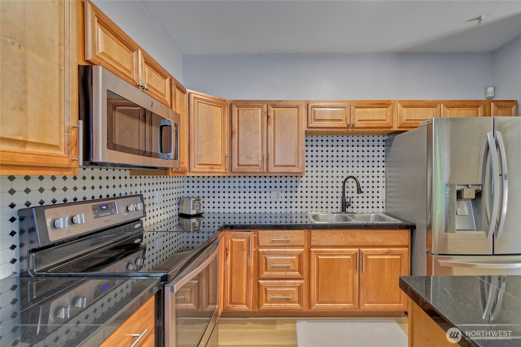Auburn, Washington, 98092, United States, 3 Bedrooms Bedrooms, ,5 BathroomsBathrooms,Residential,Active,1843465